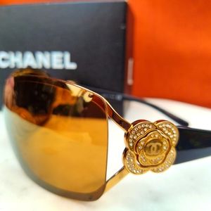 Chanel Camille mirrored sunglasses